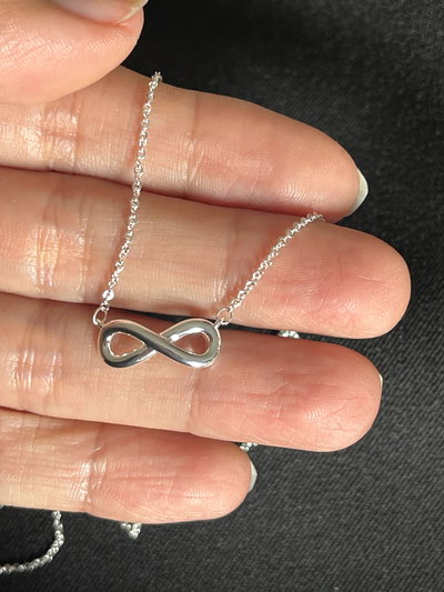 Cadena con dije infinito liso 