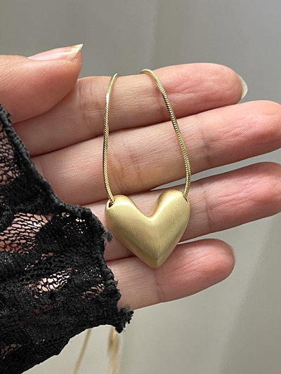 Collar dije corazón mediano 