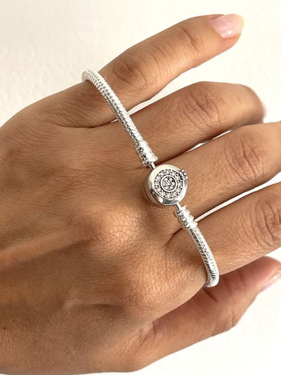 Pulsera semirrígida con cierre corona 16cm