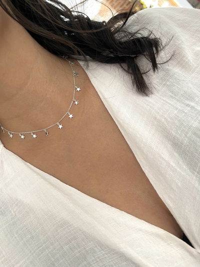 Collar choker  de estrellas 