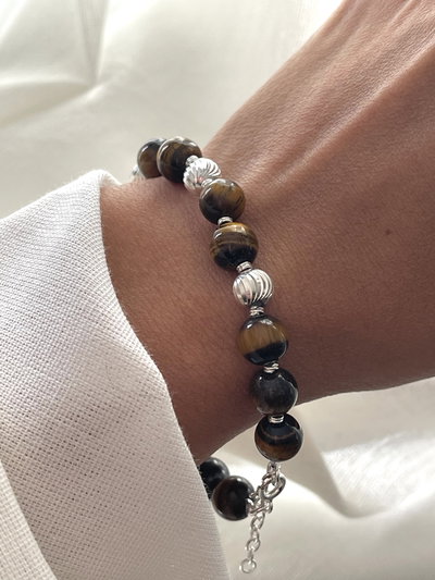Pulsera combinada con ojo de tigre y plata 925