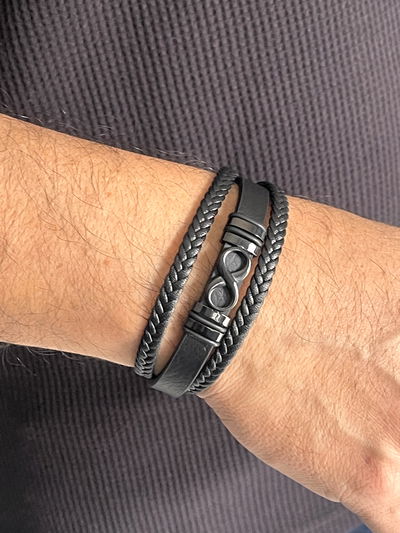 Pulsera de cuero Pu con  dije infinito 