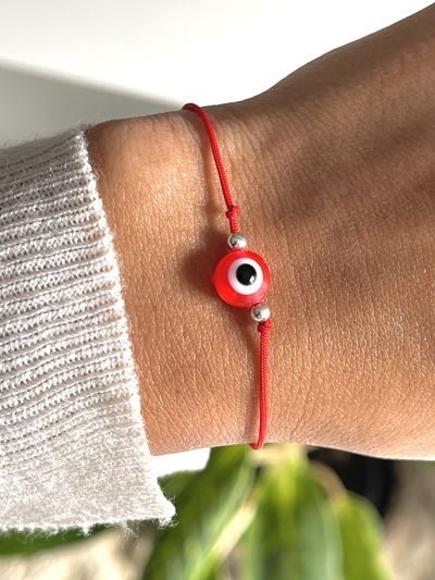 Pulsera hilo rojo simple con ojo turco rojo 