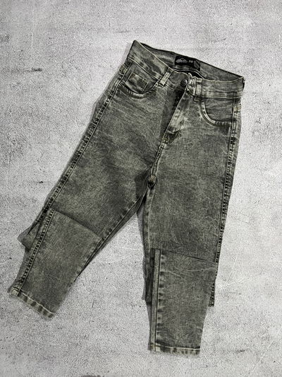 JEANS LAS LOCAS GRIS OSCURO
