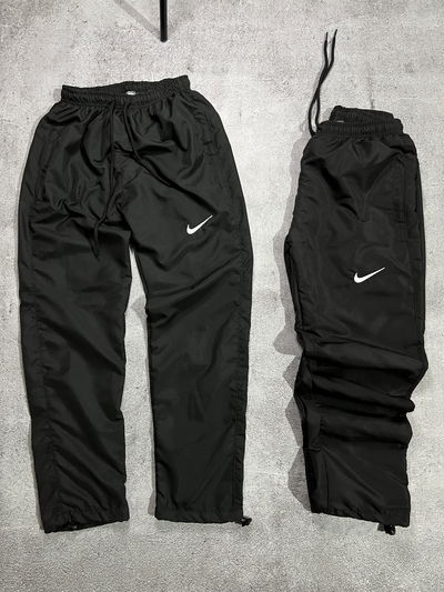 Rompe viento Nike 