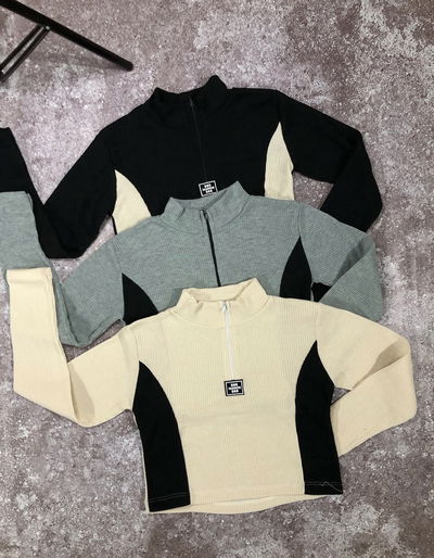 CAMISETA COMBINADA 