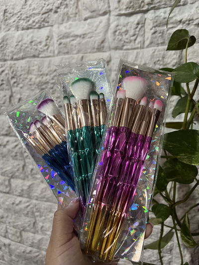 SET BROCHAS 