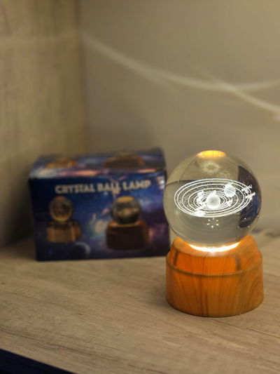  BOLA DE CRISTAL GIRATORIA 8 CM (MODELOS SURTIDOS)