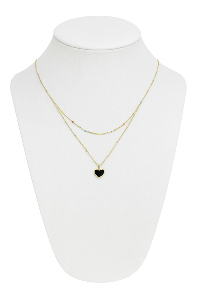  Collar con Dije Negro y Detalles Multicolor