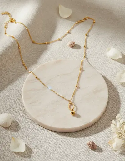 Collar dije Geométrico-Acero Quirúrgico Bañado en Oro 18 k