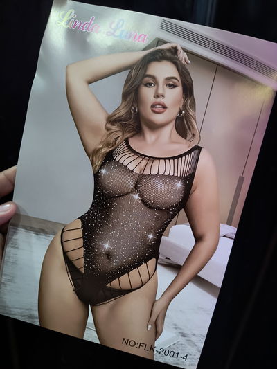 BODY DE RED CON STRASS PLUS SIZE