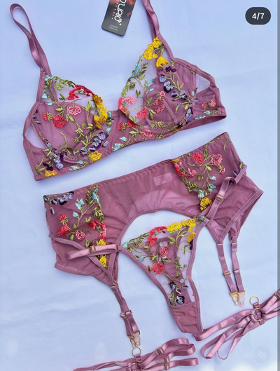 CONJUNTO DE LENCERÍA 🩷