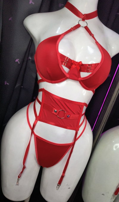 Conjunto erótico con bucaneras ❤️