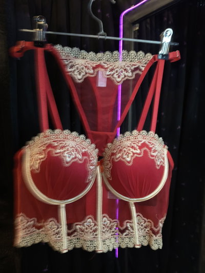 LIQUIDACIÓN DE CONJUNTO DE CORSET 