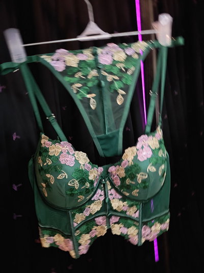 LIQUIDACIÓN DE CONJUNTO DE CORSET 