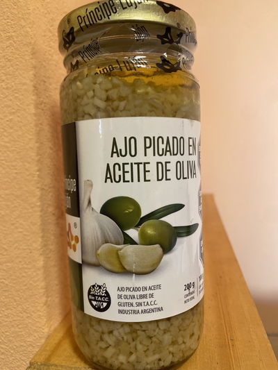 Ajo picado con aceite de oliva 