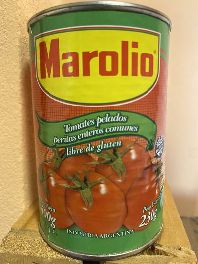 Lata de tomates Marolio 