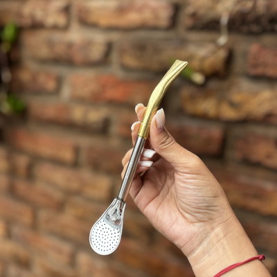 Bombilla pico dorado