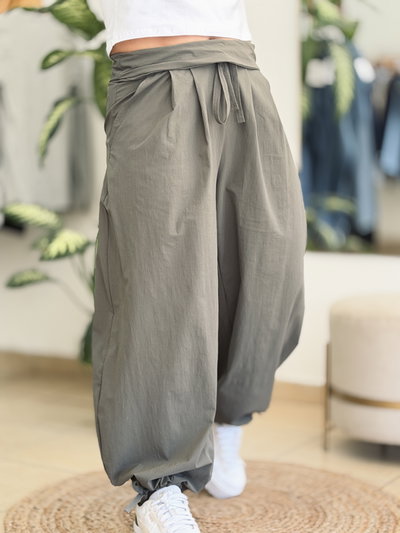 Pantal贸n Sahara