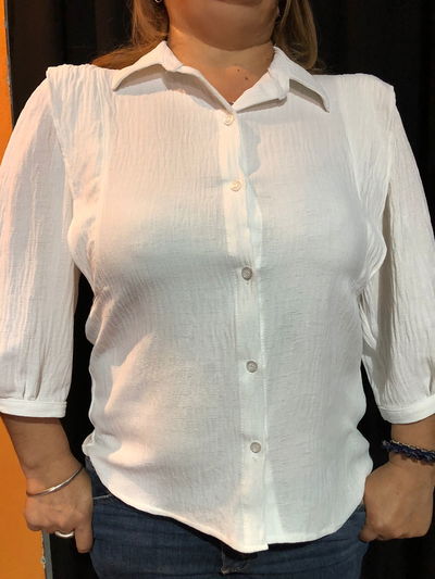 Blusa 3/4 con volados en mangas