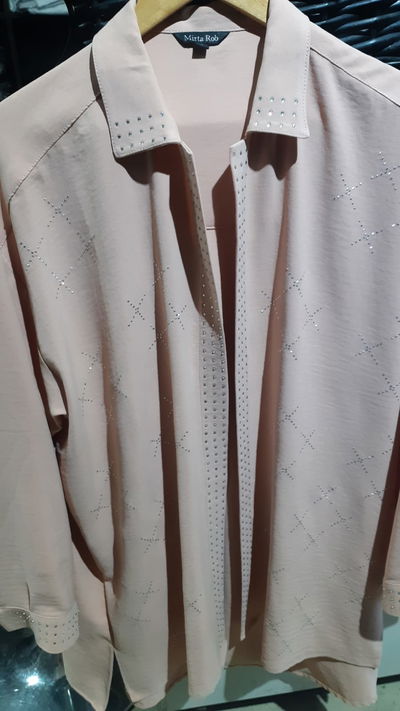 Camisa larga arrugada con brillo sin botones