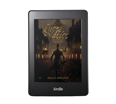 Luces en el ático - Paula Holote