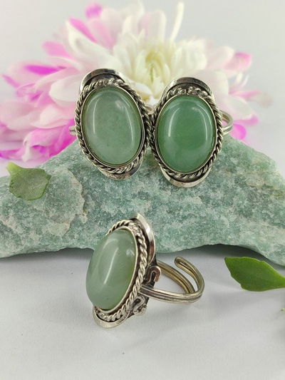 Anillo de Piedra Nefrita de Alpaca