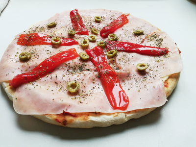  Pizzas de jamon y morrones ( 8 porciones) 