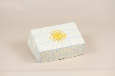 1/2 Docena Mundial Sin Visor 21x14x7 cm