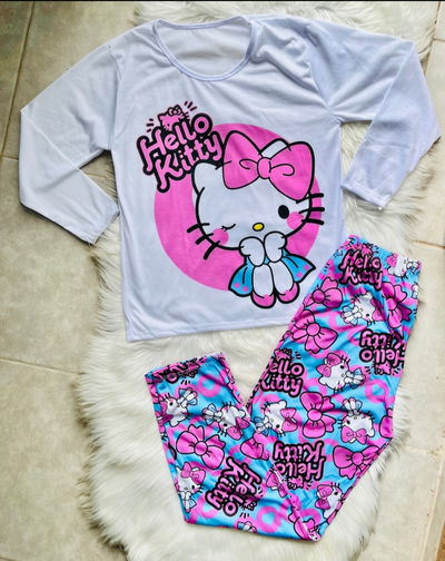 Pijamas Kitty Talle 2 3 y 4