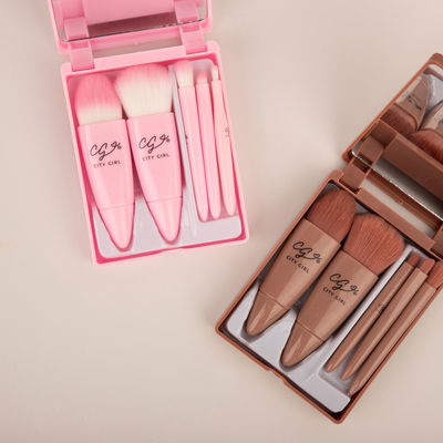 Brochas con estuche 