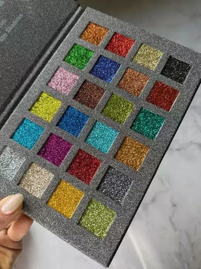 Paleta de glitters Huda Beauty