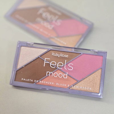 Paleta de bronzer- iluminador- blush Ruby Rose