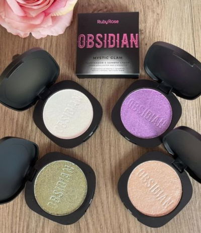 Iluminador en crema obsidian Ruby Rose
