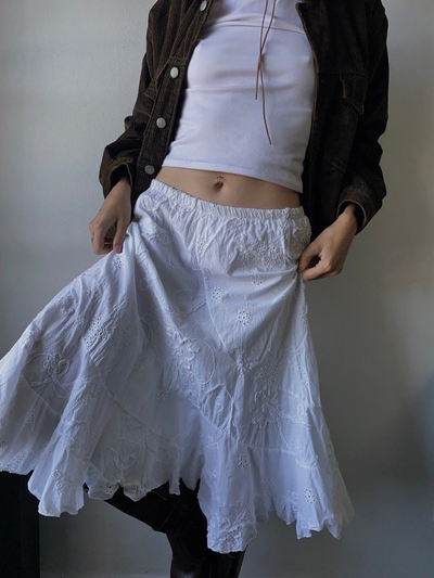 Pollera paisana bordada