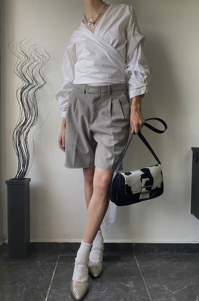 Bermuda sastrera olive