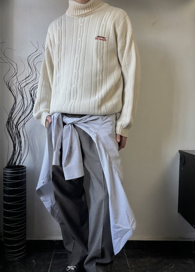 Suéter high neck
