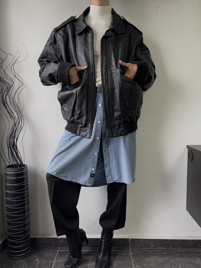 Leather jacket bomber