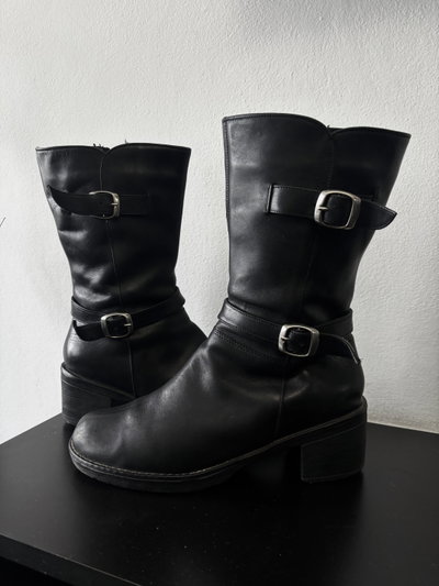 Botas hebilla T.38/39