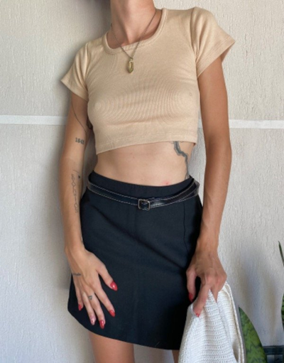 Top basic nude