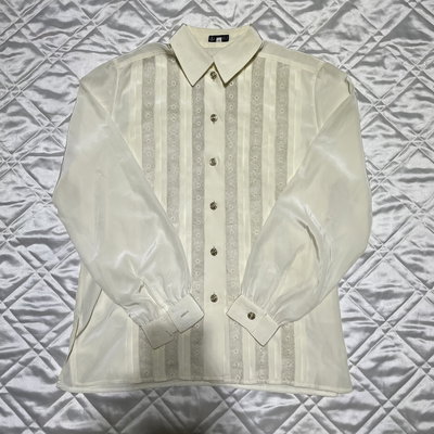 Antique Ruffle Shirt