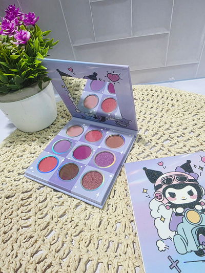 Paleta de maquillaje kuromi 