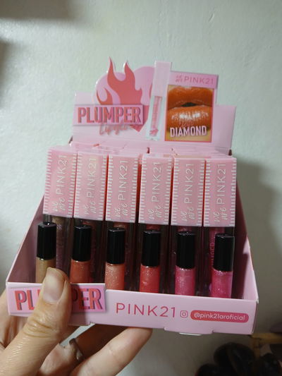 Gloss Plumper con color 