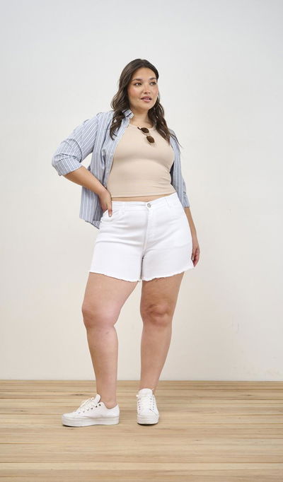 Art 125 Short C Maricel