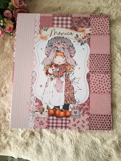 Carpeta A4 Mónica