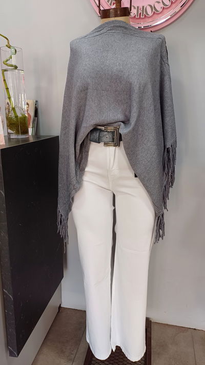 Poncho Dakota