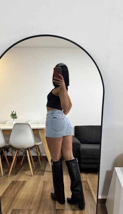Short pollera mini