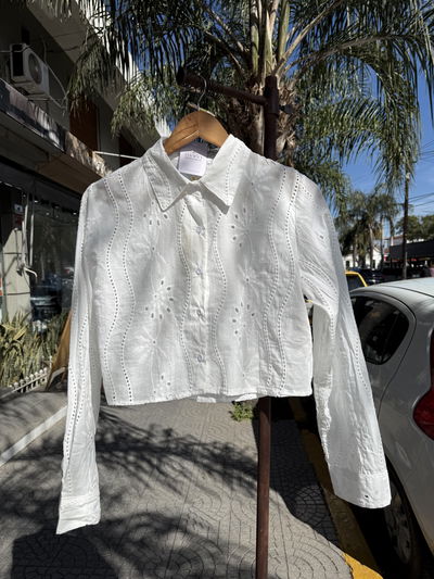 Camisa broderie crop