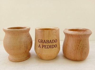 Mate de ALGARROBO grabado sin cargo!