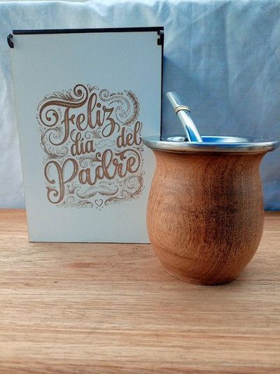 Combo dia del padre - Camionero algarrobo con caja y bombilla